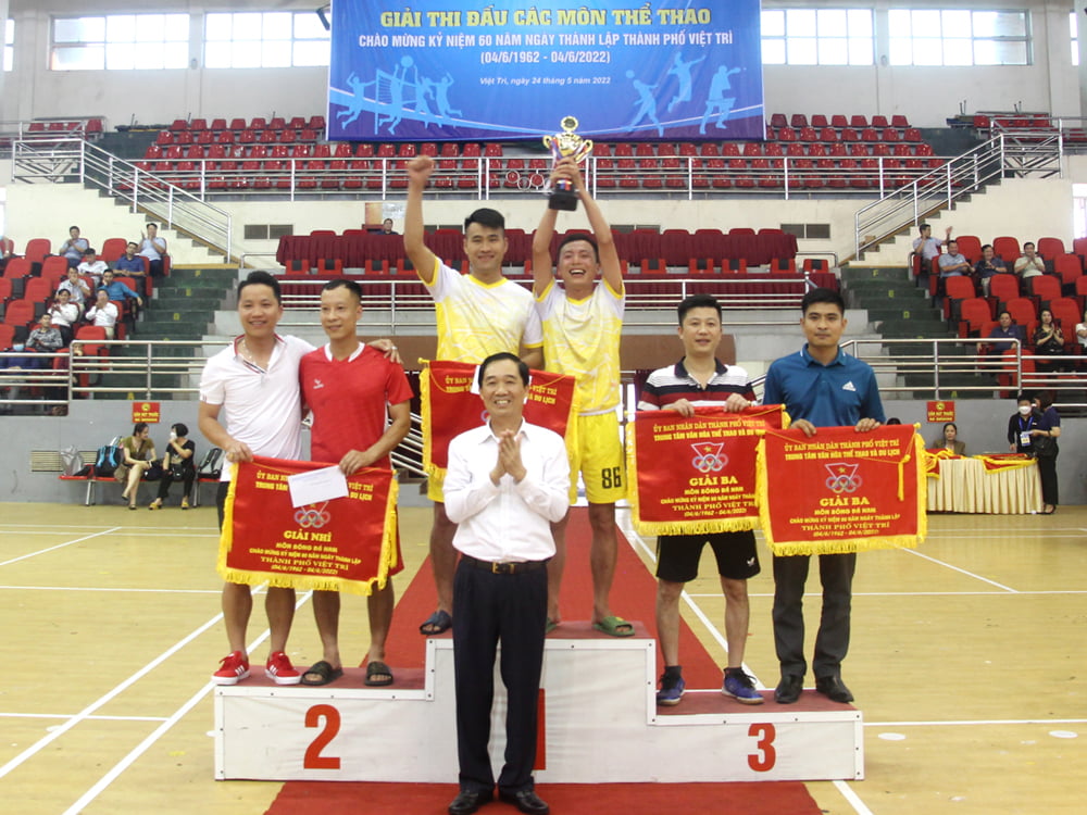 Bế mạc Giải thi đấu thể thao chào mừng kỷ niệm 60 năm ngày thành lập thành phố Việt Trì