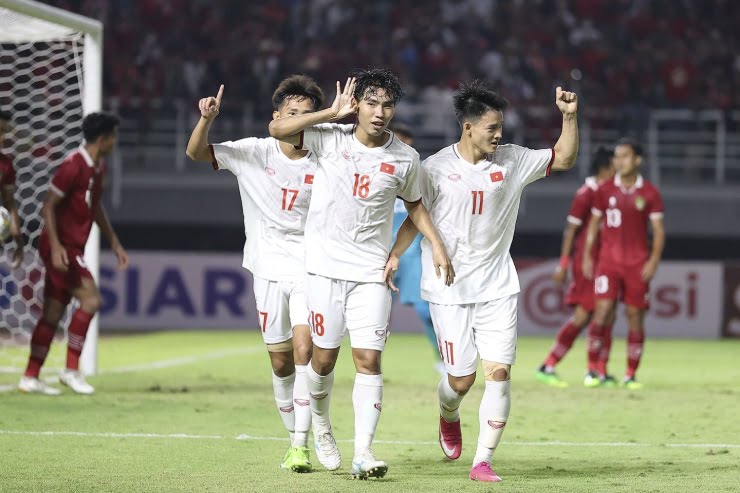 Nghẹt thở U20 Việt Nam thua Indonesia, có vé dự vòng chung kết U20 châu Á hay không? - 1